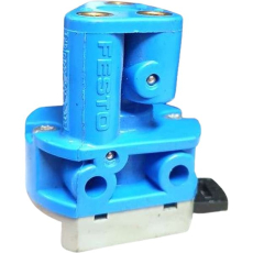 Válvula para painel frontal FESTO SV-3-M5 6817 seminova Válvula para painel frontal FESTO SV-3-M5 6817 seminova