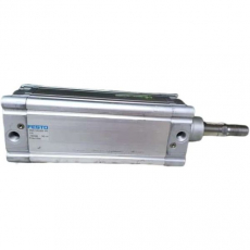 Cilindro pneumático FESTO DNC-125-200-PPVA 163496  Cilindro pneumático FESTO DNC-125-200-PPVA 163496
