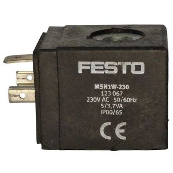 FESTO <br/>
5/3,7VA <br/>
seminova
