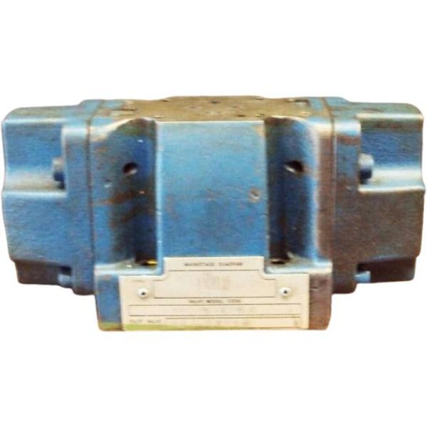 marca: VICKERS <br/>
modelo: DG5S52ALTMUH530 <br/>
estado: usada