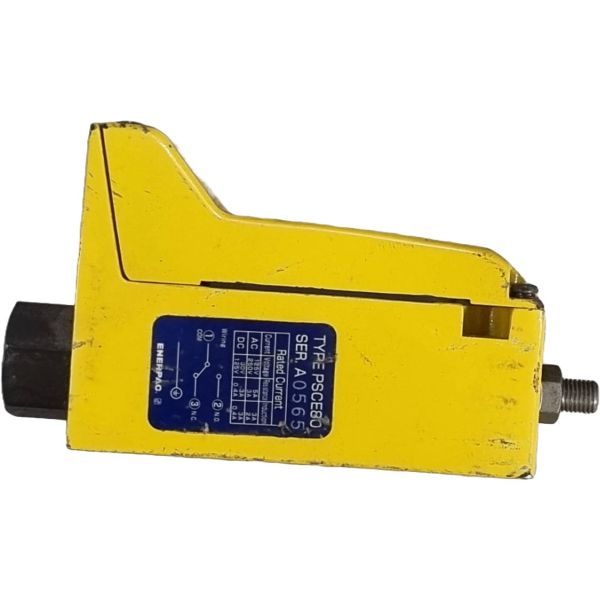 ENERPAC <br/>
AC 125V/250V <br/>
DC 30V/125V <br/>
Usada