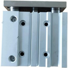 Série MGP

Grande resistência a cargas radiais

Utilização em transporte, manipulação, robótica etc.

Com êmbolo magnético

Buchas de bronze (M)

Diâmetro: 25mm

Curso: 40mm

Dupla ação

Fluido: ar comprimido

Pressão máxima de operação: 1MPa

Temperatura ambiente e do fluido: -10oC a 60oC (sem congelar)

Amortecimento: elástico nos dois lados

MGPM2540Z

atuadores compactos com guias, cilindro guiado, cilindro com guia, pistão pneumático, atuador pneumático
