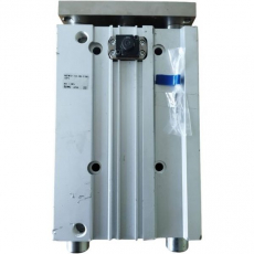 Série MGP

Grande resistência a cargas radiais

Utilização em transporte, manipulação, robótica etc.

Com êmbolo magnético

Buchas de bronze (M)

Diâmetro: 50mm

Curso: 150mm

Dupla ação

Fluido: ar comprimido

Pressão máxima de operação: 1MPa

Temperatura ambiente e do fluido: -10oC a 60oC (sem congelar)

Amortecimento: elástico nos dois lados

MGPM50150RNY7BWSDPC

atuadores compactos com guias, cilindro guiado, cilindro com guia, pistão pneumático, atuador pneumático
