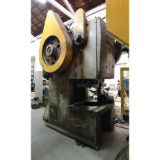 ** PRENSA MARCA RICETTI 200 TON usada ** PRENSA MARCA RICETTI 200 TON usada