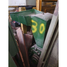 ** MOINHO PARA PLÁSTICO DE 10HP usado ** MOINHO PARA PLÁSTICO DE 10HP usado