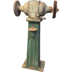 * Esmeril com pedestal usado * Esmeril com pedestal usado