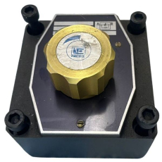 Características- Tamanho: 16- Vazão: 50 l/min- Pressão de trabalho: 31,5MPa- As válvulas controle de fluxo da Série 2MRB não dependem da pressão, nem da temperatura.Construção- Corpo: com tratamento de superfície- Vedações: NBR