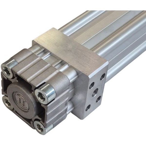 com extremidade traseira especial