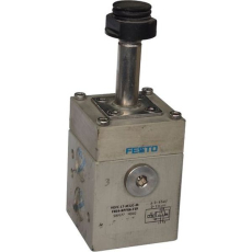 Função da válvula: 3/2 fechada monoestável

Conexões pneumáticas 1, 2, 3: 1/4 NPt

Acionamento: Elétrico

Largura: 40 mm

Pressão de operação: 1 ... 8 bar

Posição de montagem: Indiferente

Meio de operação: Ar comprimido

Temperatura ambiente: -25 ... 60 °C

Vedações: NBR

Corpo: Alumínio com revestimento Ematal

VOFCLTM32CMCFNP14NPFU6F19
