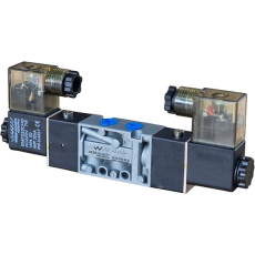 Série S5

5 vias

Acionamento: solenóide

Retorno: solenóide

2 posições

Conexão: 1/8 BSP

Vazão a 7 bar: 1200 l/min

CV: 0,85

Pressão de trabalho: 3 a 10 bar

Pressão mínima de pilotagem: 1 bar

Tipo construtivo: spool (carretel)

Fluido: ar comprimido filtrado e lubrificado

Corpo: Zamac

Vedações: Buna-N

Atuador: plástico de engenharia

As válvulas da Série S5000 são usadas para acionamento de cilindros de simples ação (3 vias) ou dupla ação (5 vias) e/ou para comandar válvulas de grande porte, ideais para a montagem de circuitos pneumáticos complexos.
