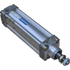 Cilindro pneumático DNU-50-125-PPVA 14148 50X125 - FESTO seminovo