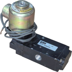 Modelo/ Serial: 7110048ATF
