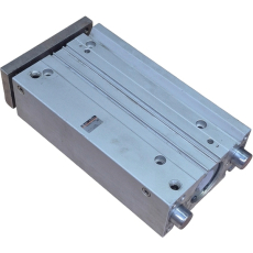 Com êmbolo magnético

Buchas de bronze (M)

Diâmetro: 63mm

Curso: 200mm

Dupla ação

Fluido: ar comprimido

Pressão máxima de operação: 1MPa

Temperatura ambiente e do fluido: -10oC a 60oC (sem congelar)

Amortecimento: elástico nos dois lados
