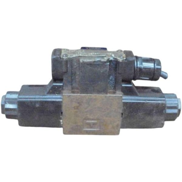 marca: Yuken <br />
modelo: DSG012D2A11050 <br />
estado: usada