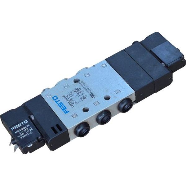 5/3 vias, conexão G1/8, largura 14mm. Bobina MSZE-3-24DC 662523, voltagem 24VDC.