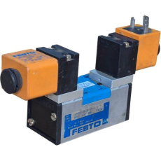 - Vias/Posições: 5/2

- Acionamento: eletropneumático

- Tipo de fixação: furos passantes no corpo

- Norma: ISO 5599-1

- Meio: ar comprimido filtrado com ou sem lubrificação

- Pressão de trabalho máxima: 16 bar

- Intervalo de temperatura: -10oC~50oC

- Corpo: alumínio

- Vedações: borracha nitrílica

 
