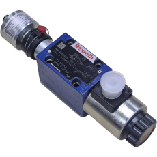 Válvula direcional 4WE6U10B62/EG24N9K4QM0G24 - REXROTH seminova Válvula direcional 4WE6U10B62/EG24N9K4QM0G24 - REXROTH seminova