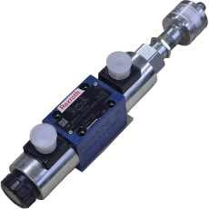 Válvula direcional 4WE6E62/EG24N9K4QR0G24S R900962555 - REXROTH seminova Válvula direcional 4WE6E62/EG24N9K4QR0G24S R900962555 - REXROTH seminova