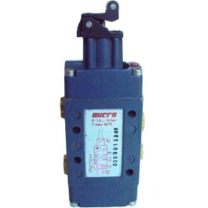 Válvula pneumática MICRO 0.000.015.301 0000015301 seminova Válvula pneumática MICRO 0.000.015.301 0000015301 seminova