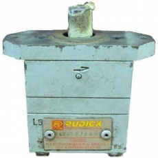 Bomba hidráulica RUDICK 012B5B11B2 seminova Bomba hidráulica RUDICK 012B5B11B2 seminova