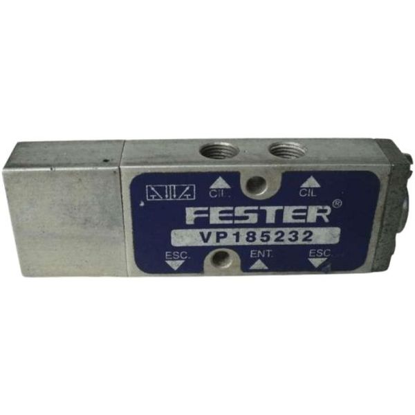 marca: Fester <br />
modelo: VP185232 <br />
estado: usada
