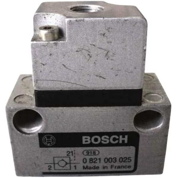 marca: Bosch <br />
modelo: 0821003025 <br />
estado: usada