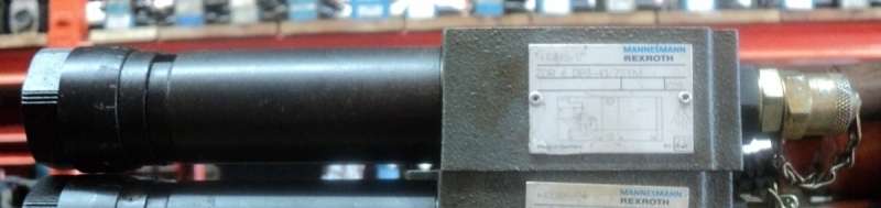 marca: REXROTH <br/>
modelo: ZDR6DP34175YM <br/>
estado: seminova