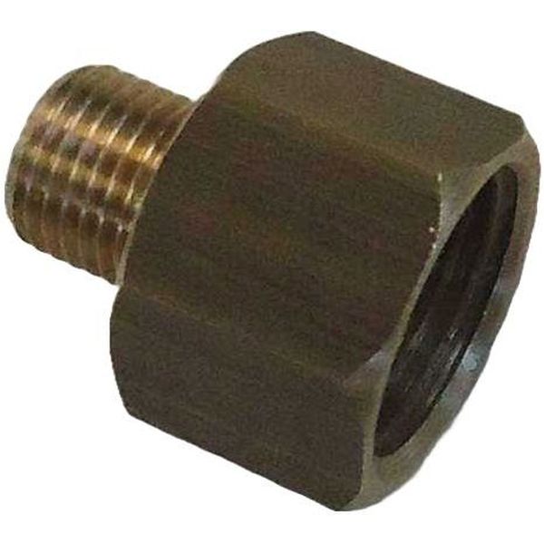 em latão
