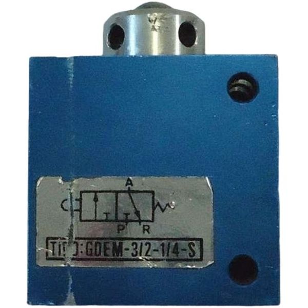 modelo: GDEM3214S <br />
estado: usada