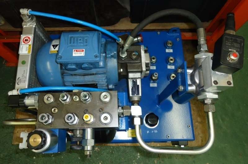 REXROTH

