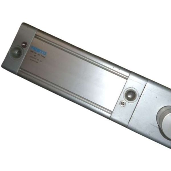 marca: FESTO <br/>
modelo: DNC100150PPVAKP 100X150 <br/>
estado: usado