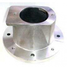 Flange de ligação motor-bomba em alumÃnio Flange de ligação motor-bomba em alumÃnio