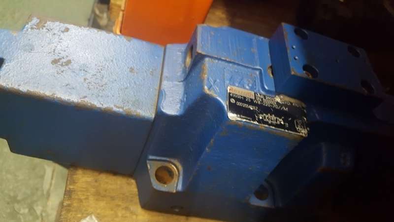 marca: REXROTH <br/>
modelo: 4WRH25W822070M