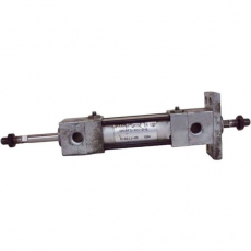 Cilindro pneumático DAVRF3 4X1-D-E com flange  Cilindro pneumático DAVRF3 4X1-D-E com flange