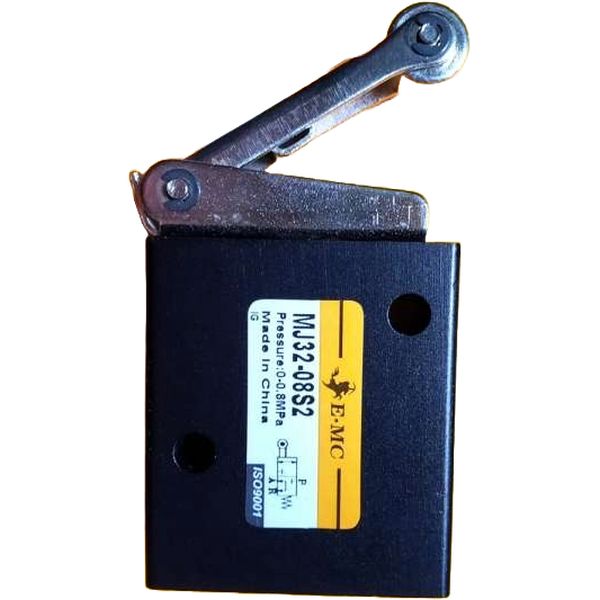 EMC <br/>
MJ3208S2
