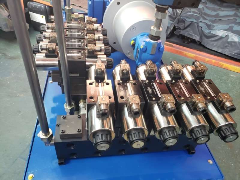 Motor 20 HP <br />
Disponível para venda.
R$46.000,00