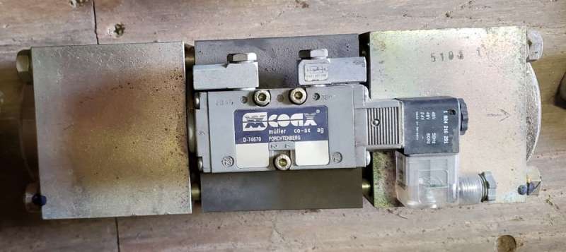 marca: COAX <br />
modelo: D74670 <br />
estado: seminova